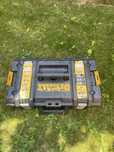 Ящик для инструмента Dewalt ToughSystem