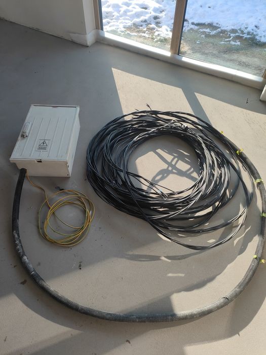 Skrzynka elektryczna budowlana