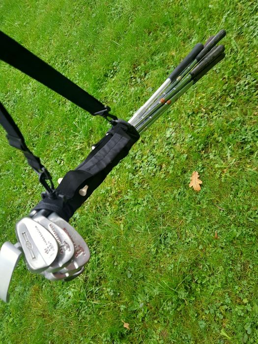 Гольф клюшки, тележкi сумки, мячи