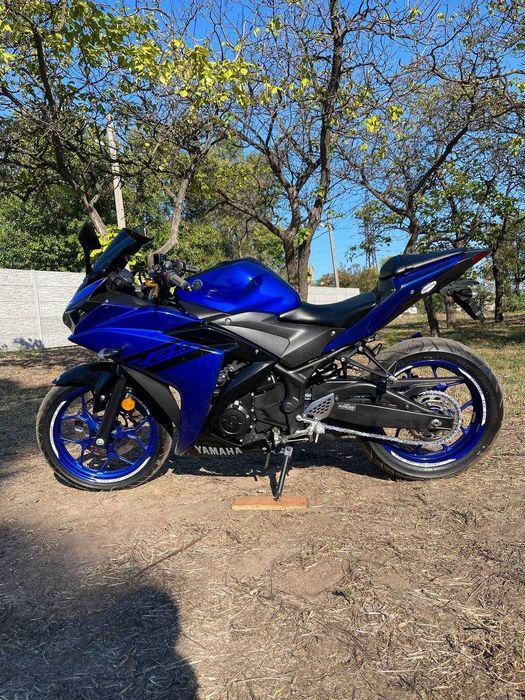Мотоцикл Yamaha YZF-R25
