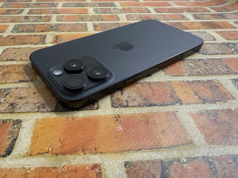 Iphone 15 Pro Max 256gb neverlock Global Titanium Black 870$