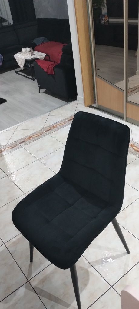 Krzesła 1sztuka posiadam 4