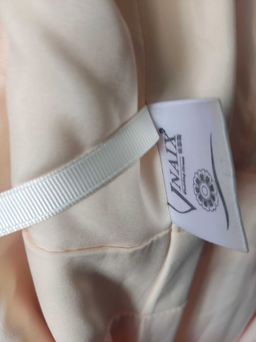 Novo vestido de cerimônia CLASSICO e Elegante