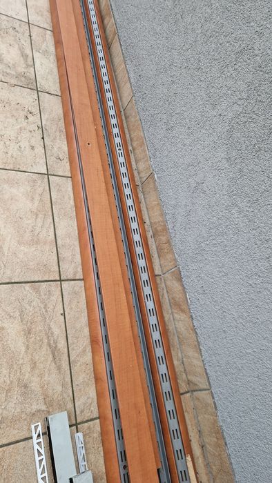 Sprzedam szyny i kraty sklepowe