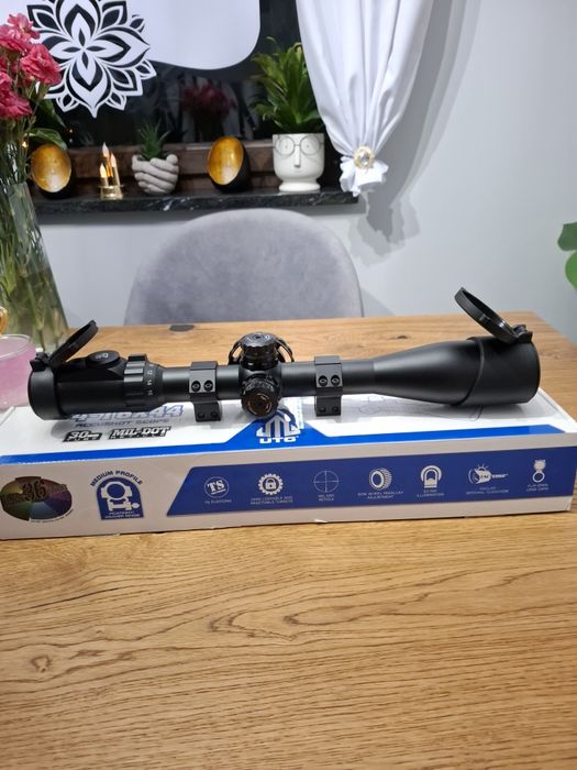 Luneta Leapers accusshot scope 4-16×44