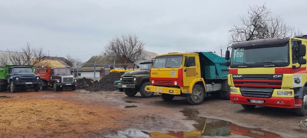 Дрова твердих порід:дуб,ясен.Доставка Зіл 5,6,7 кубів.Градизьк купити.