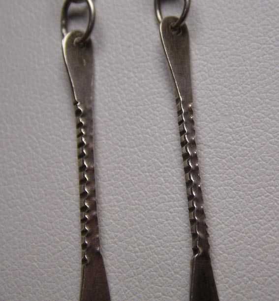 Srebrny naszyjnik polska wytwórnia 81 cm. Ciekawy wzór vintage.