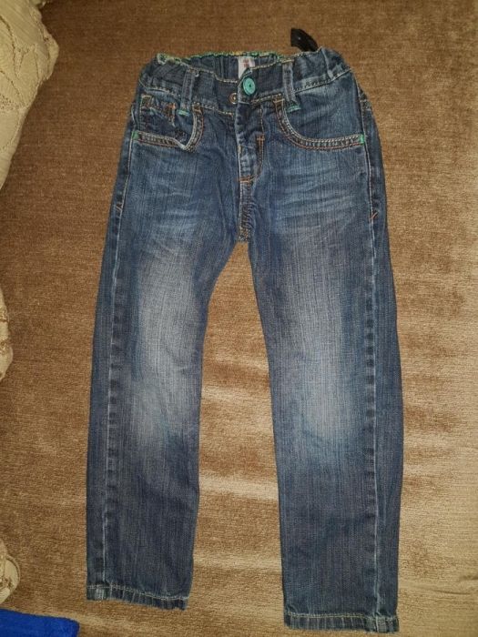 5 par spodni (jeans) na 110 cm