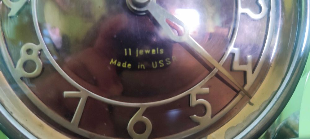 Zabytkowy radziecki zegar