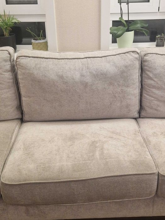 Sofá 2.64m por 87cm