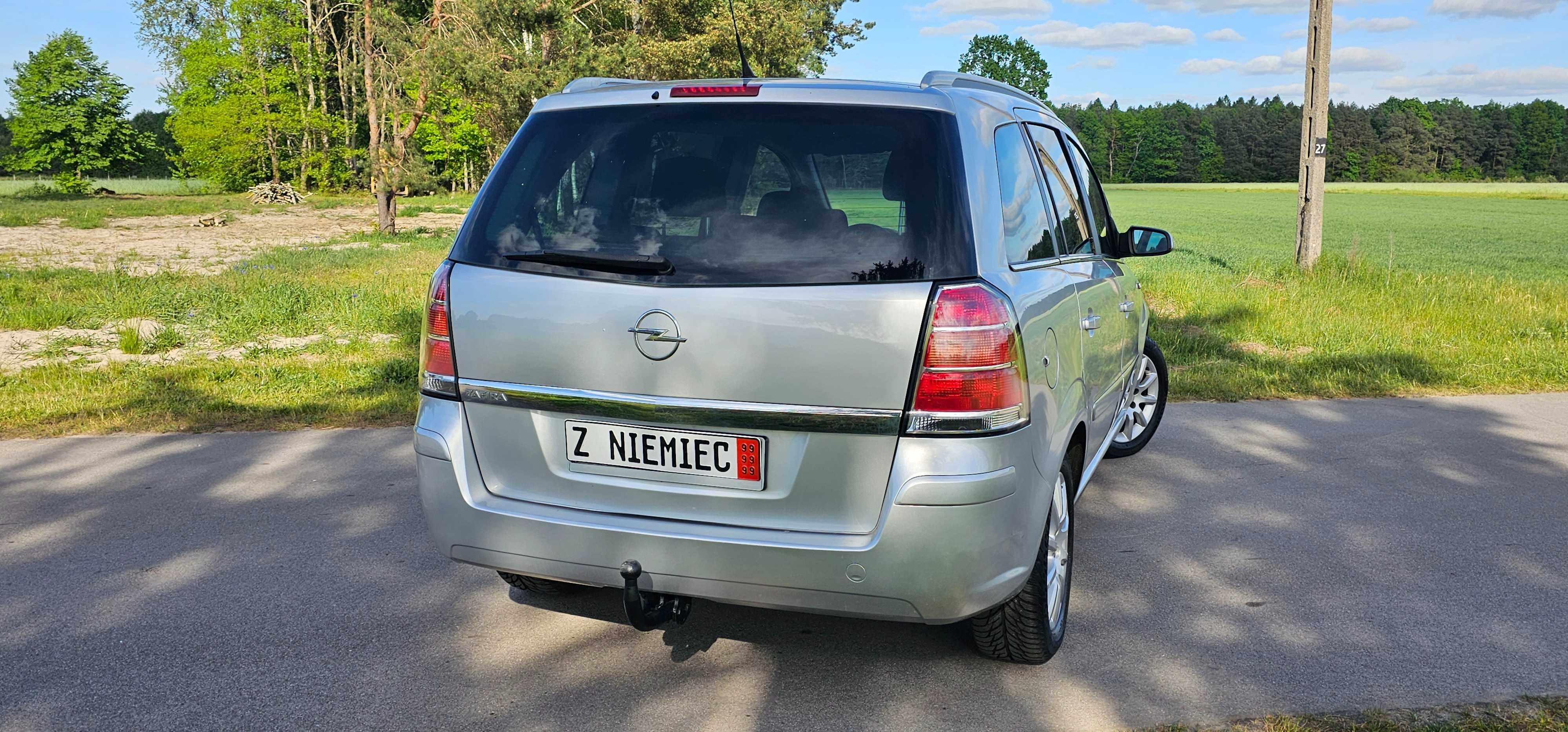 Zadbana Zafira 2006r z Niemiec*7osobowa*bez rdzy