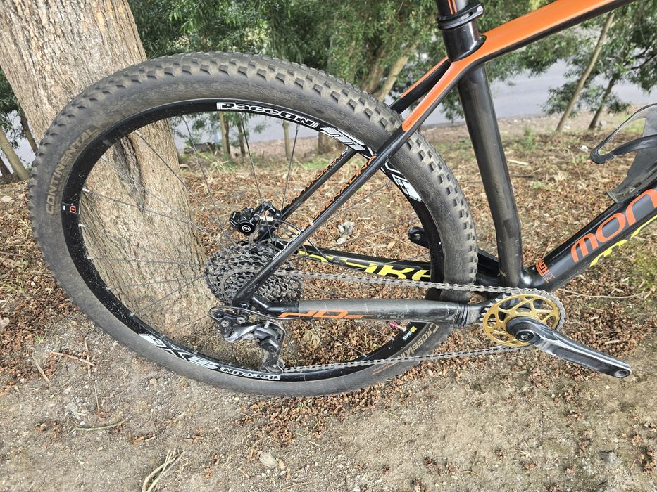 Mondraker de carbono 29 com fox L