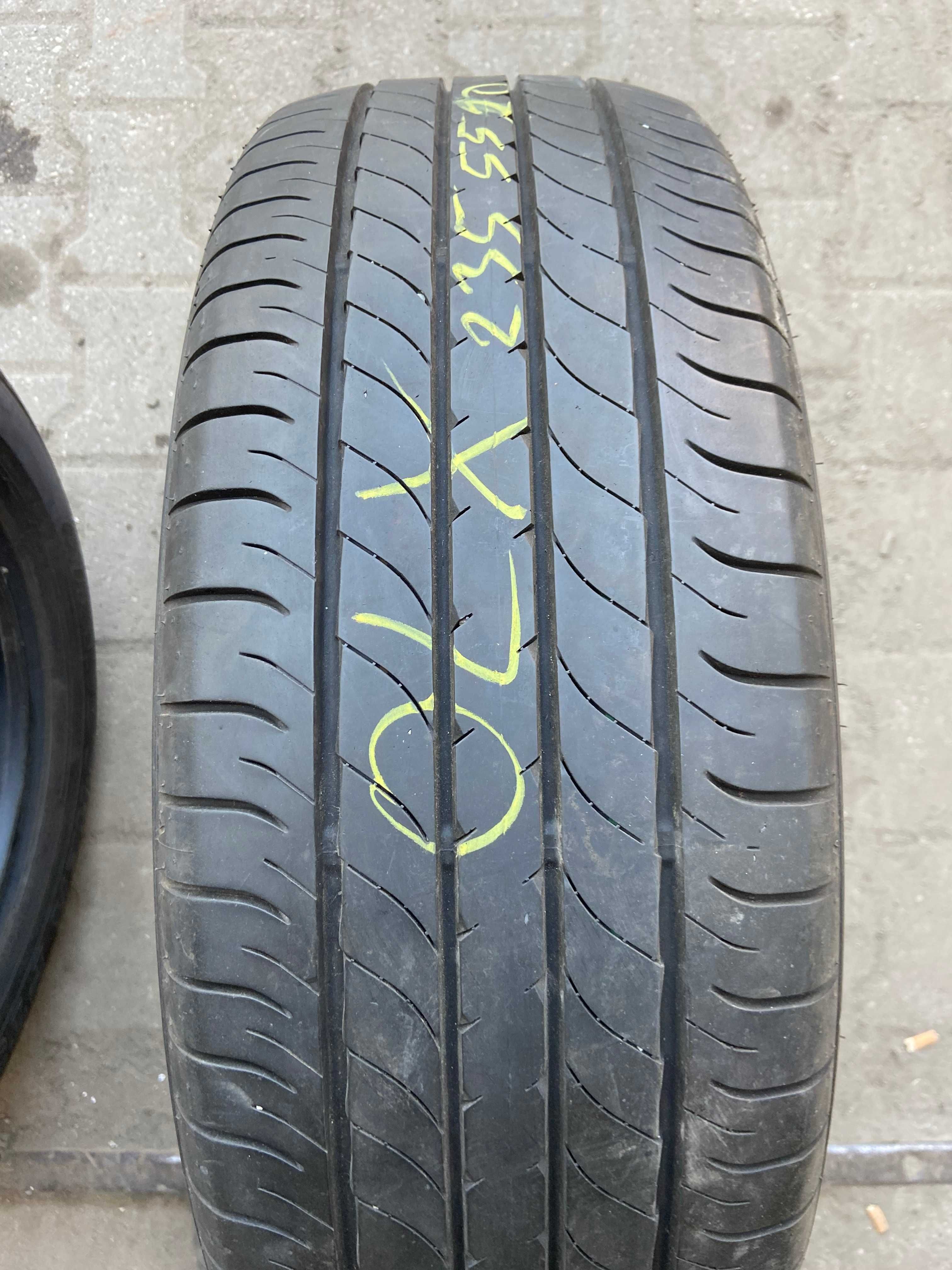 Opona Dunlop 225 60 R18