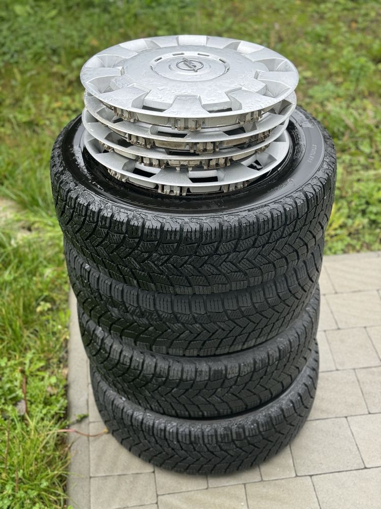 Комплект зимових шин Michelin X-Ice Snow 195/60 R15, opel