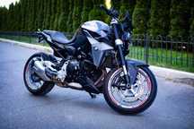 Свежий BMW F900R в жирной комплектации. Пробег 5000км