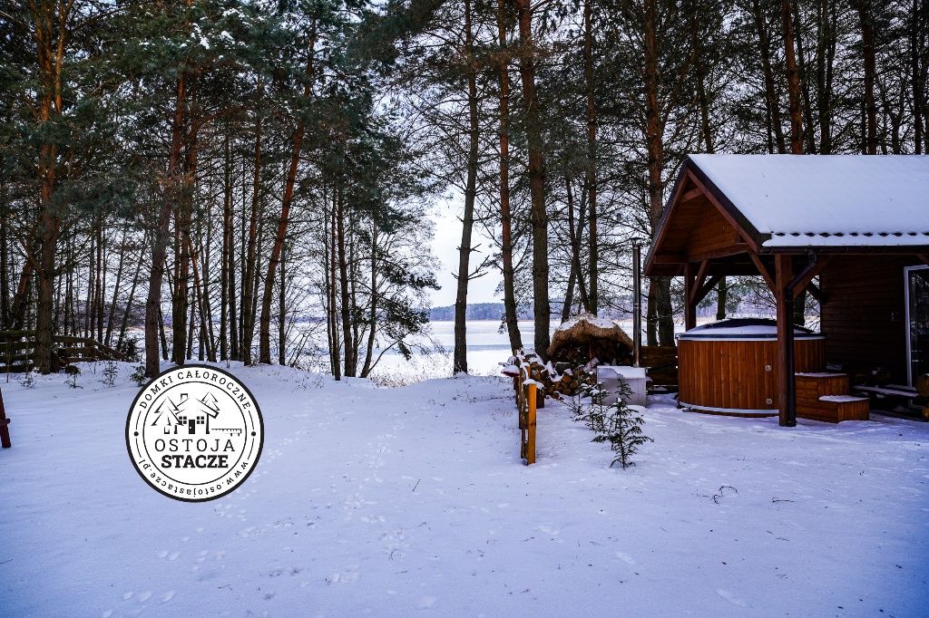 Mazury Bania jacuzzi linia brzegowa kajak łódka trampolina grill