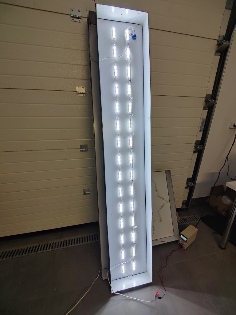 Banery led podświetlane 200x35 I 70x70