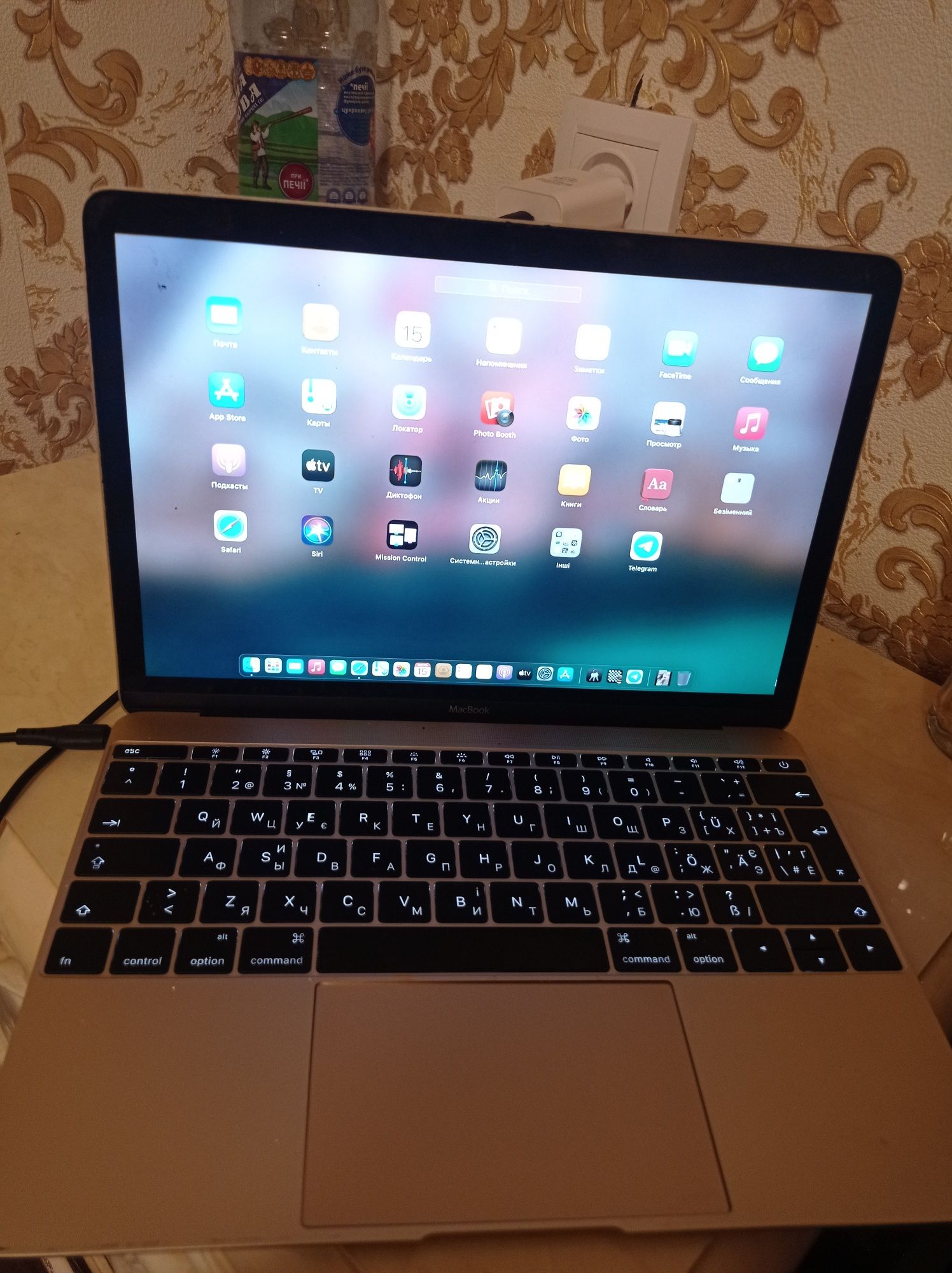 продам MacBook air
