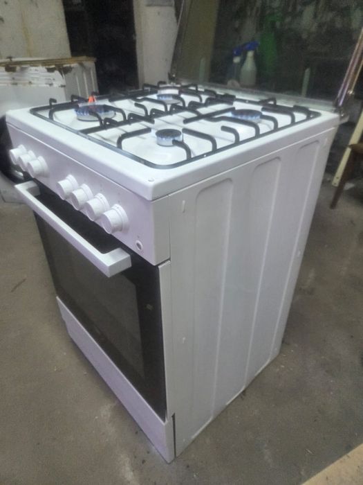 Fogão Beko com forno elétrico