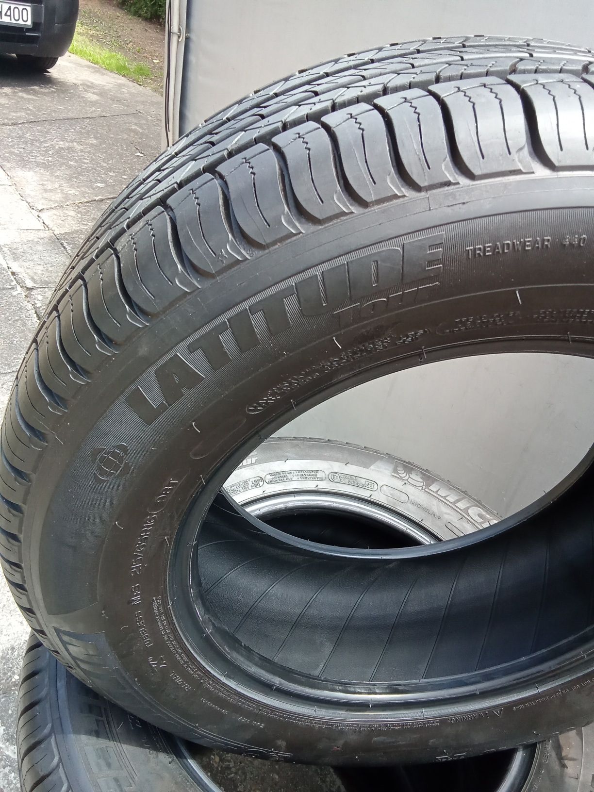 Opony Michelin latitude tour 215 65 R16