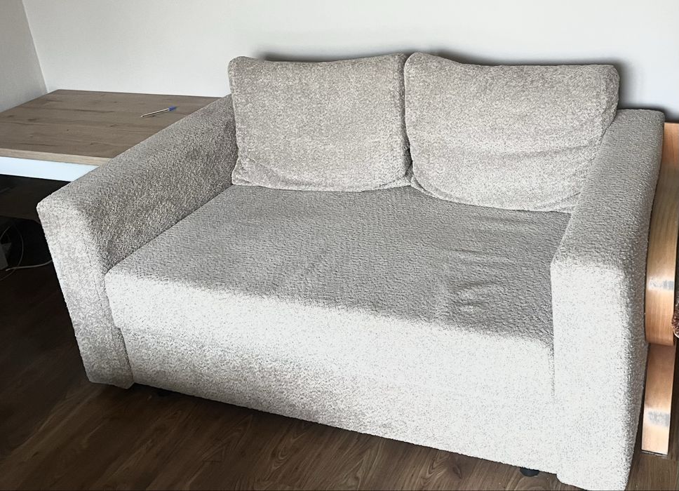 Dwie kanapy do salonu