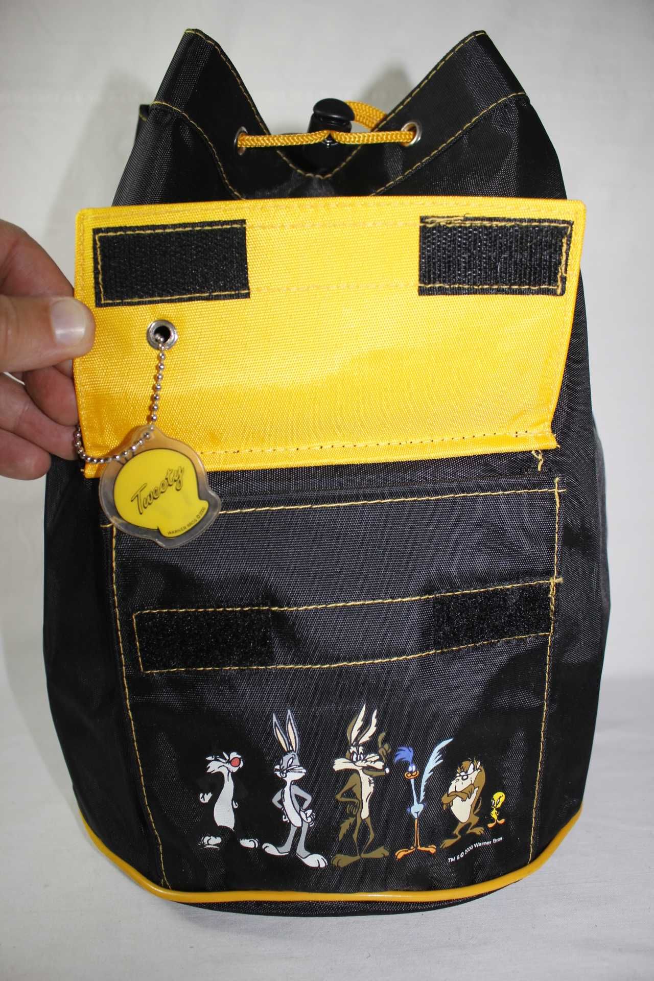 Mala / Mochila infantil - Looney Tunes - Tweety - Nova