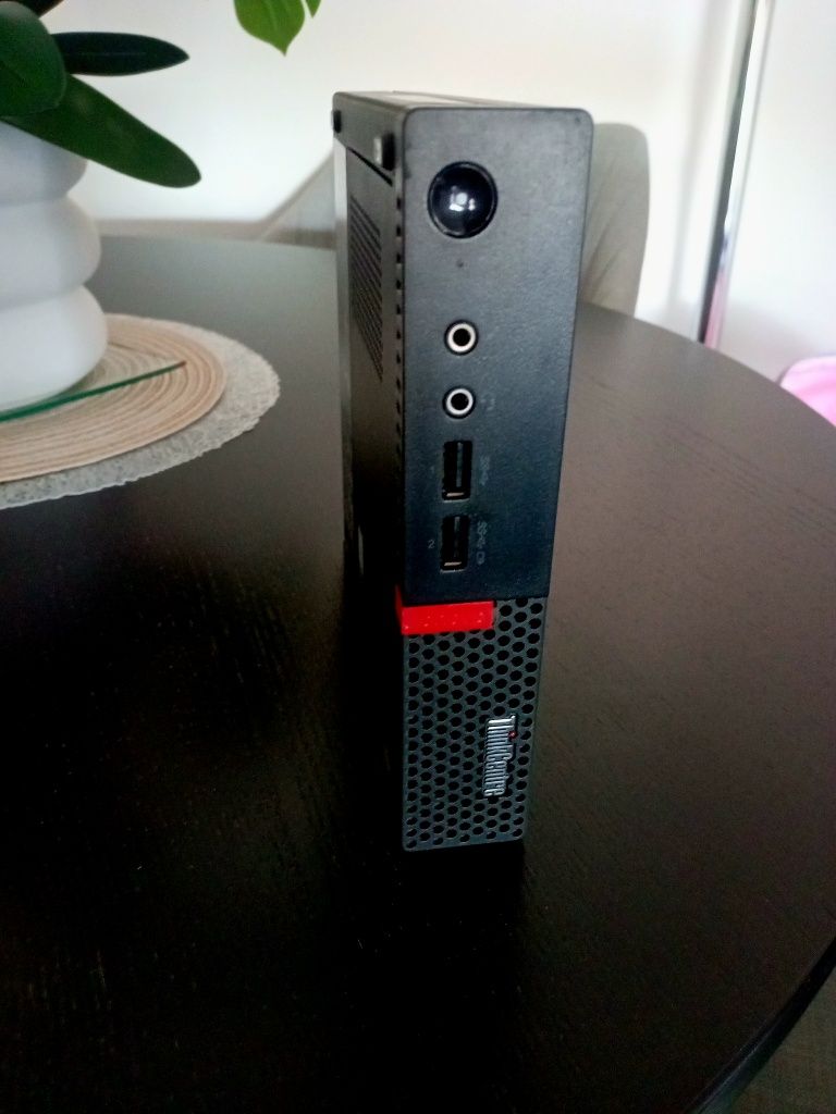 LENOVO ThinkCentre M710q 8gb Ram Impecável Windows 11 Pro C/SSD