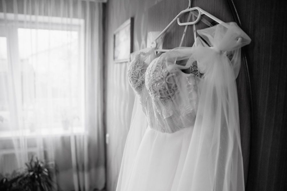 Весільна сукня