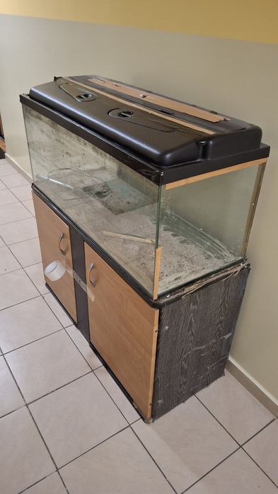 Akwarium 160l 100x40x40 używany z szafką, pokrywą i akcsoriami