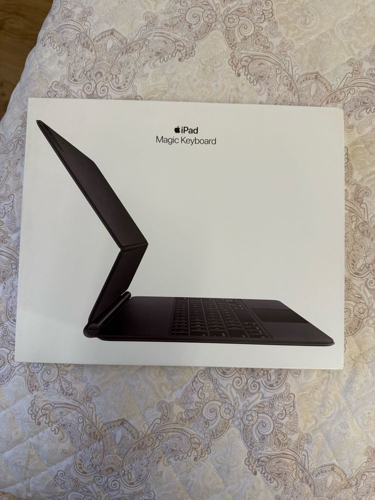 Apple Magic Keyboard IPad Pro 12.9 5th gen