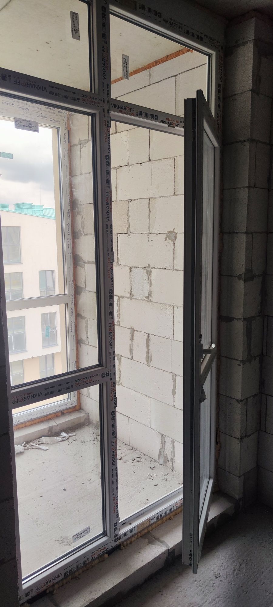 Балконний блок від забудовника в новобудові