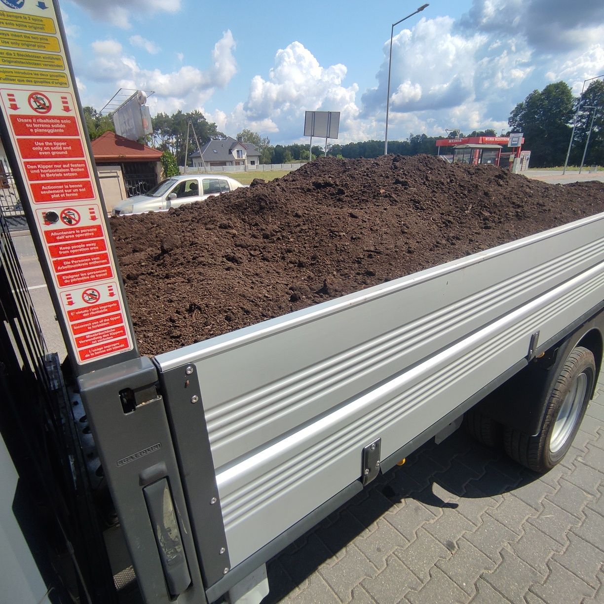Ziemia ogrodowa, trawnikowa, premium, taka jak w workach, wywrotka,luz