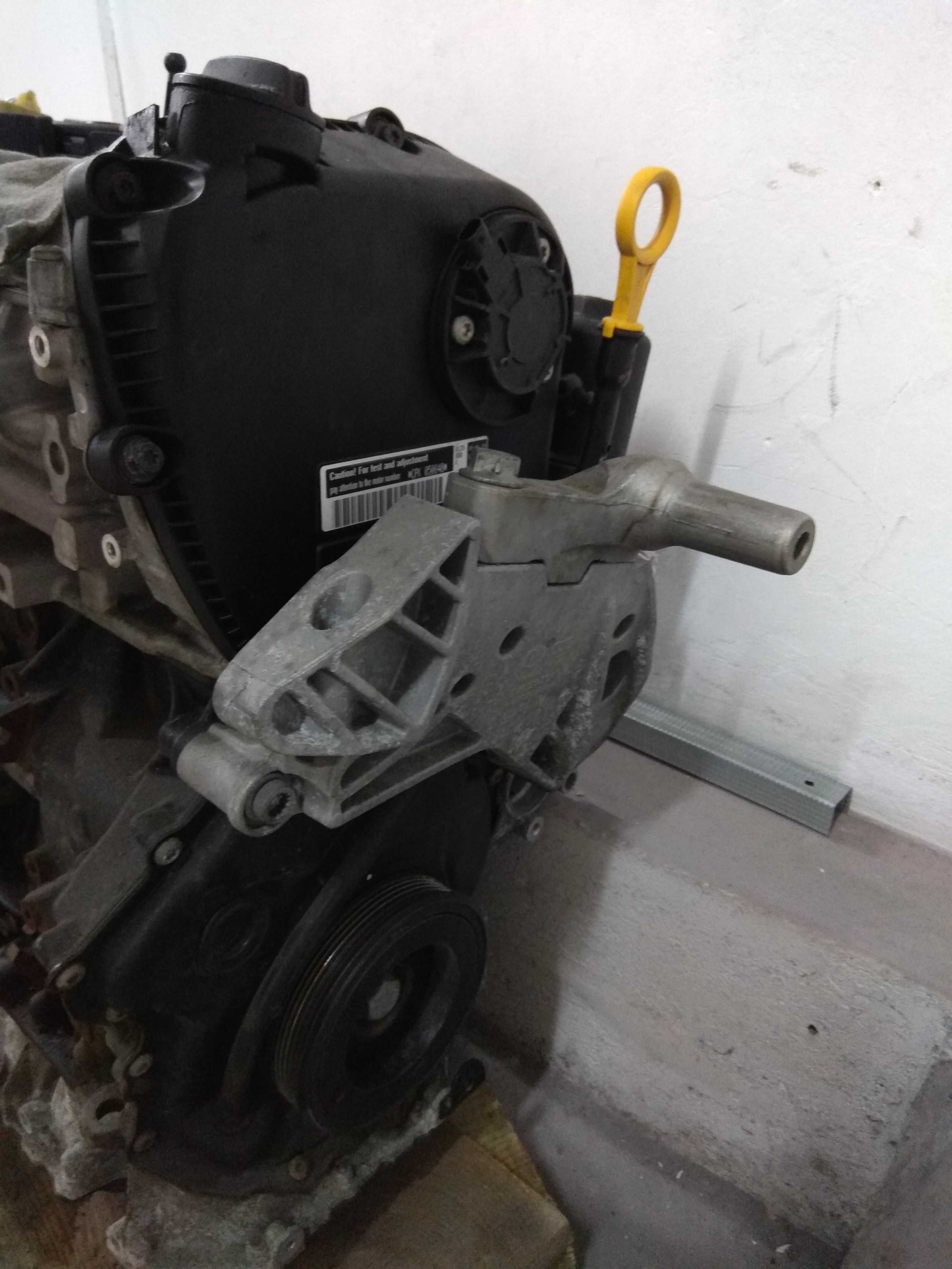 Двигун двигатель мотор VW Jetta Passat 1.8 tsi CPK на запчастини.