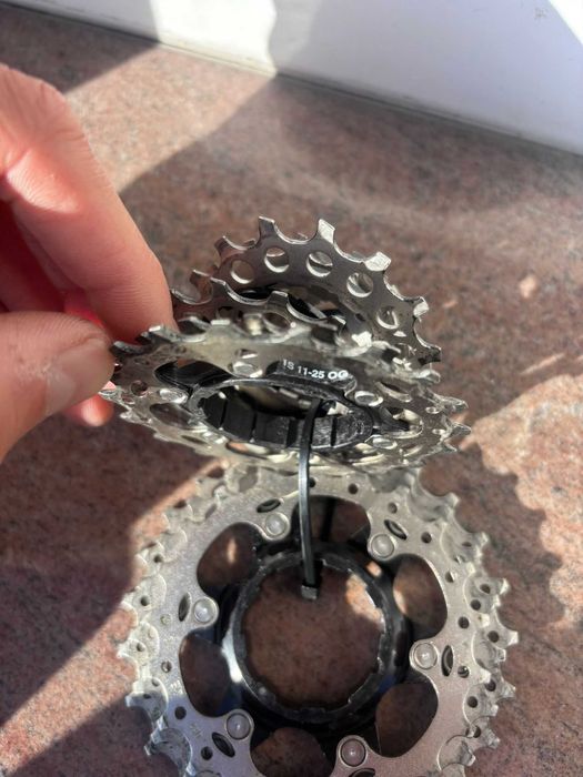 Kaseta Shimano 105 11s – mało używana, bardzo dobry stan