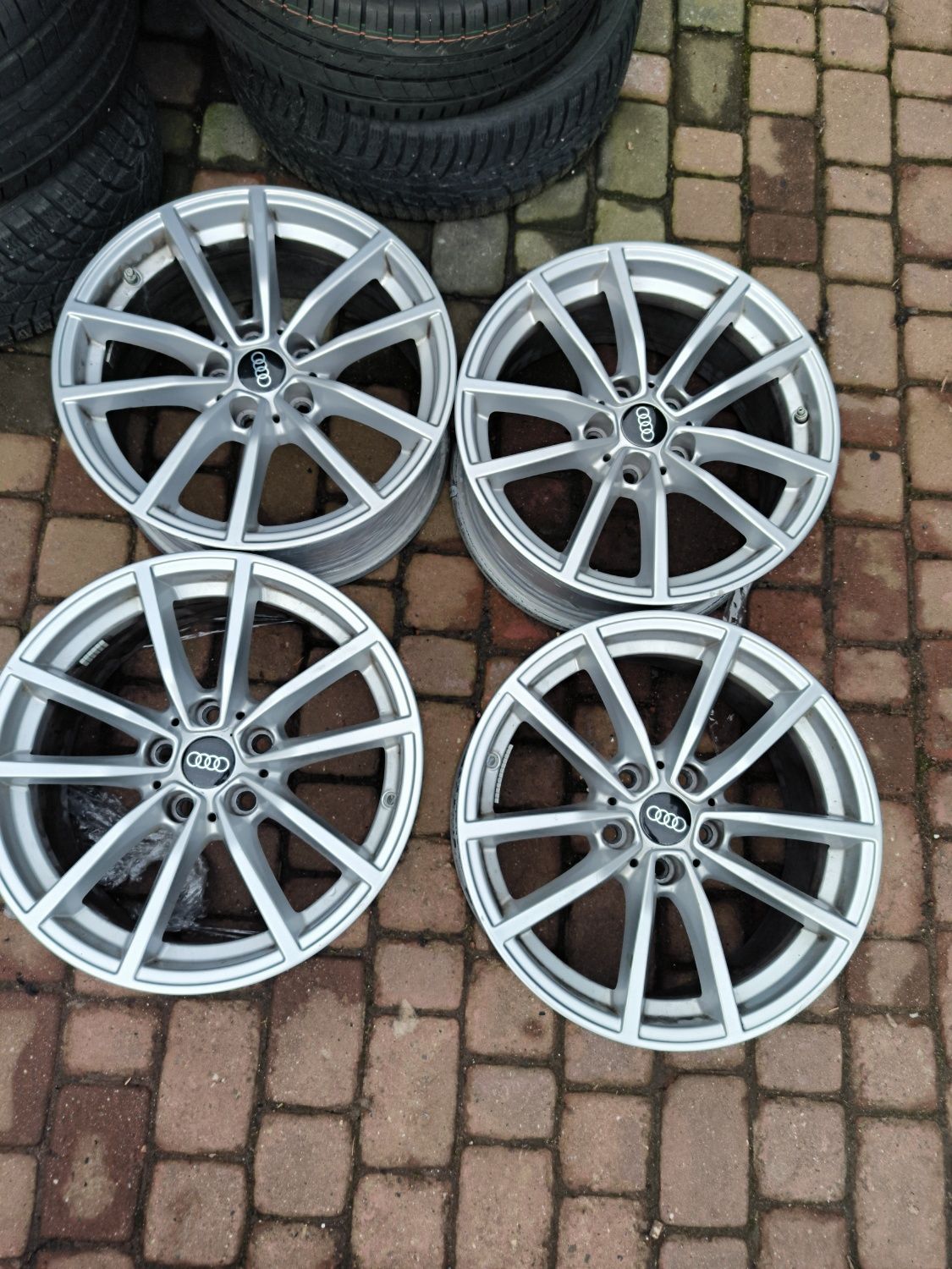 Felgi aluminiowe 17 Audi A3 A4 A5 A6 A8 Q2 Q3 Q5 5x112