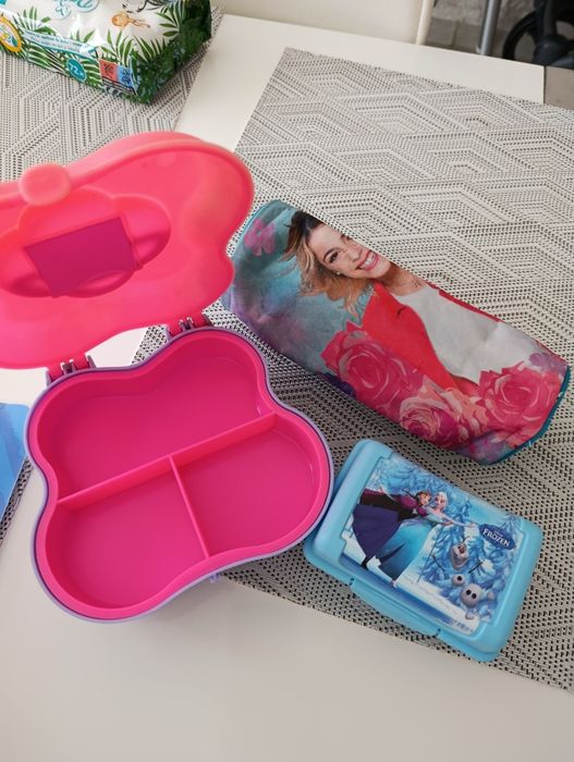 Sprzedam rzeczy na zdjęciu