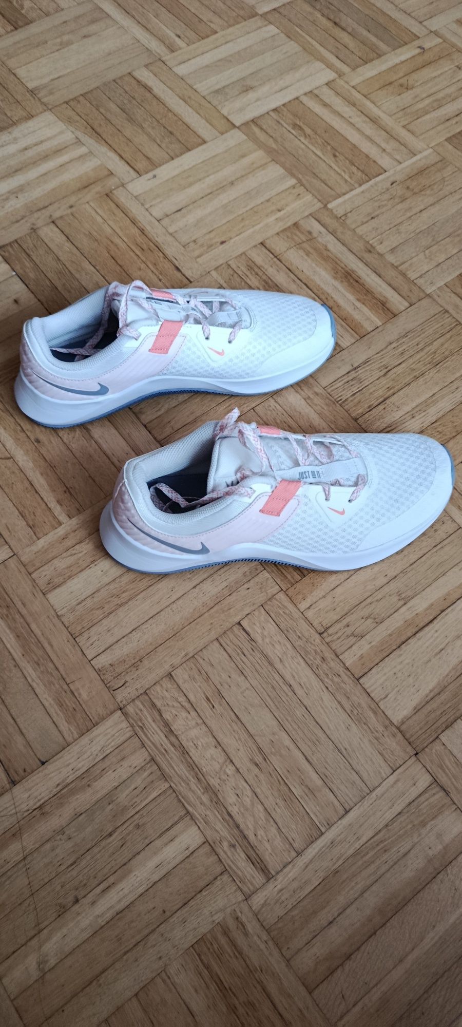 Buty damskie Nike 41