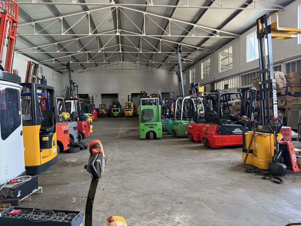 Empilhador 4 caminhos Bauman de 3500 kgrs eleva a 7 metros bateria niv