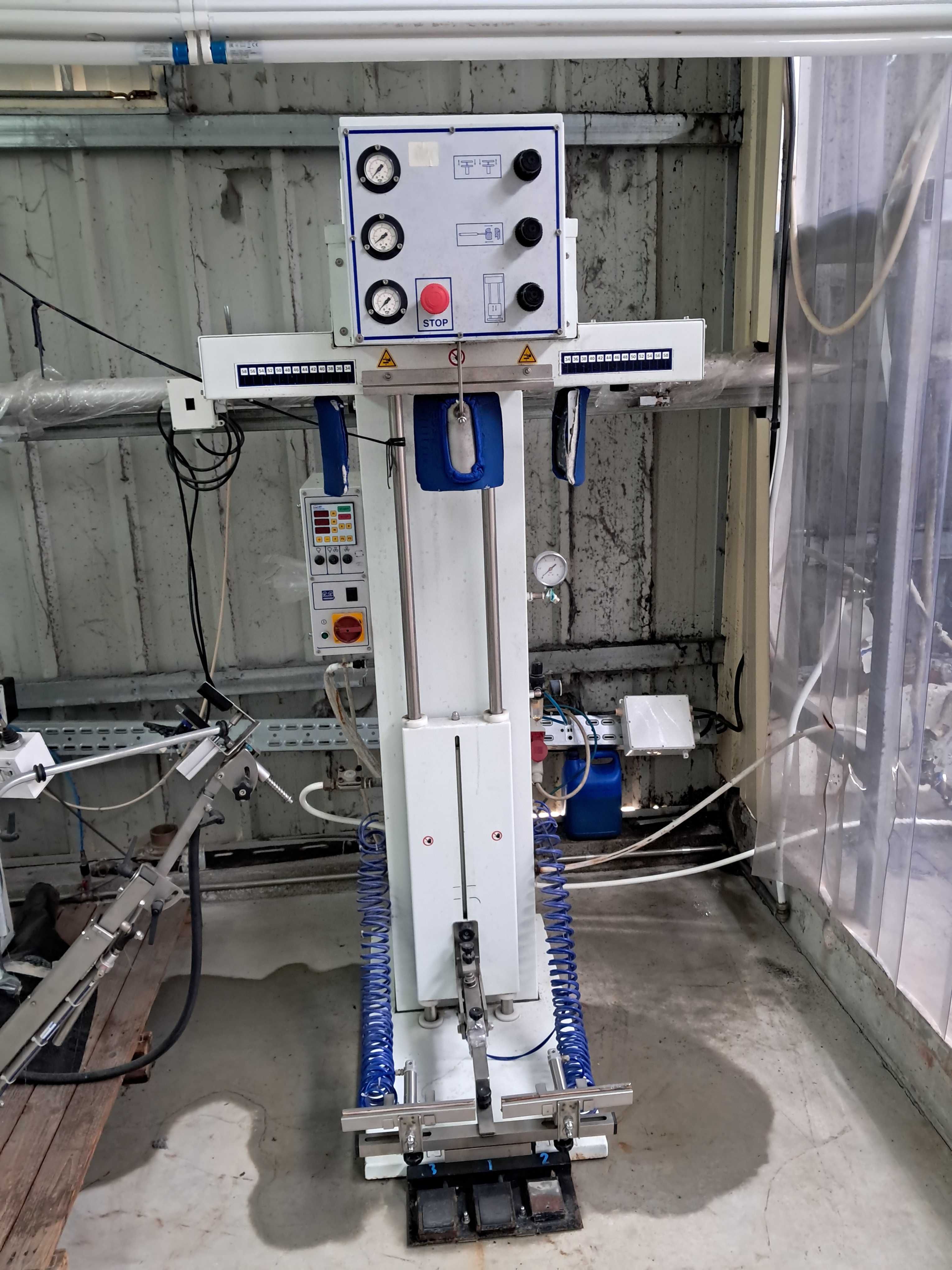 Máquina automática de passar a ferro para calças
