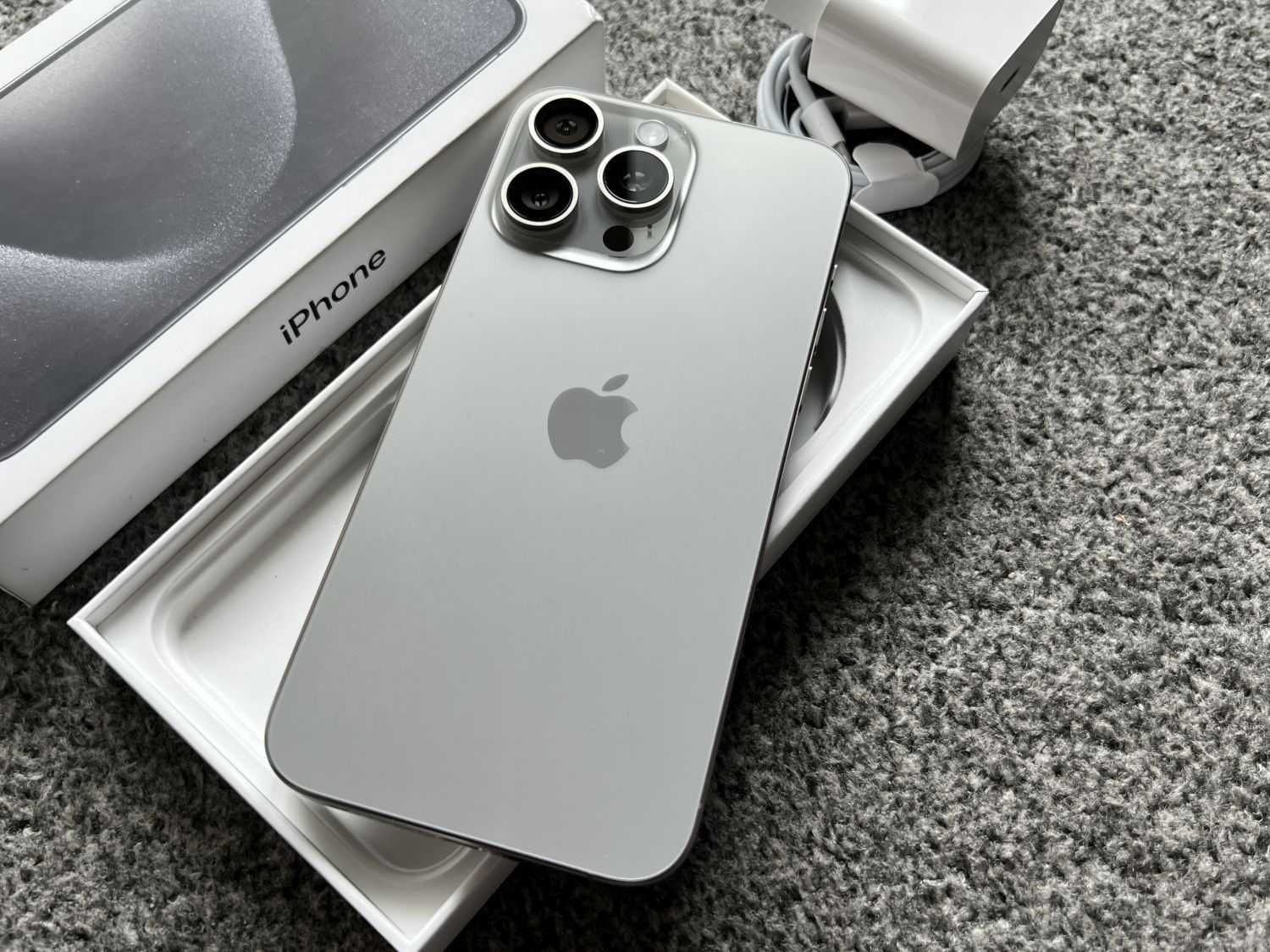 iPhone 15 Pro Max 256GB TITANIUM GREY BATERIA 100% Gwarancja FV23%