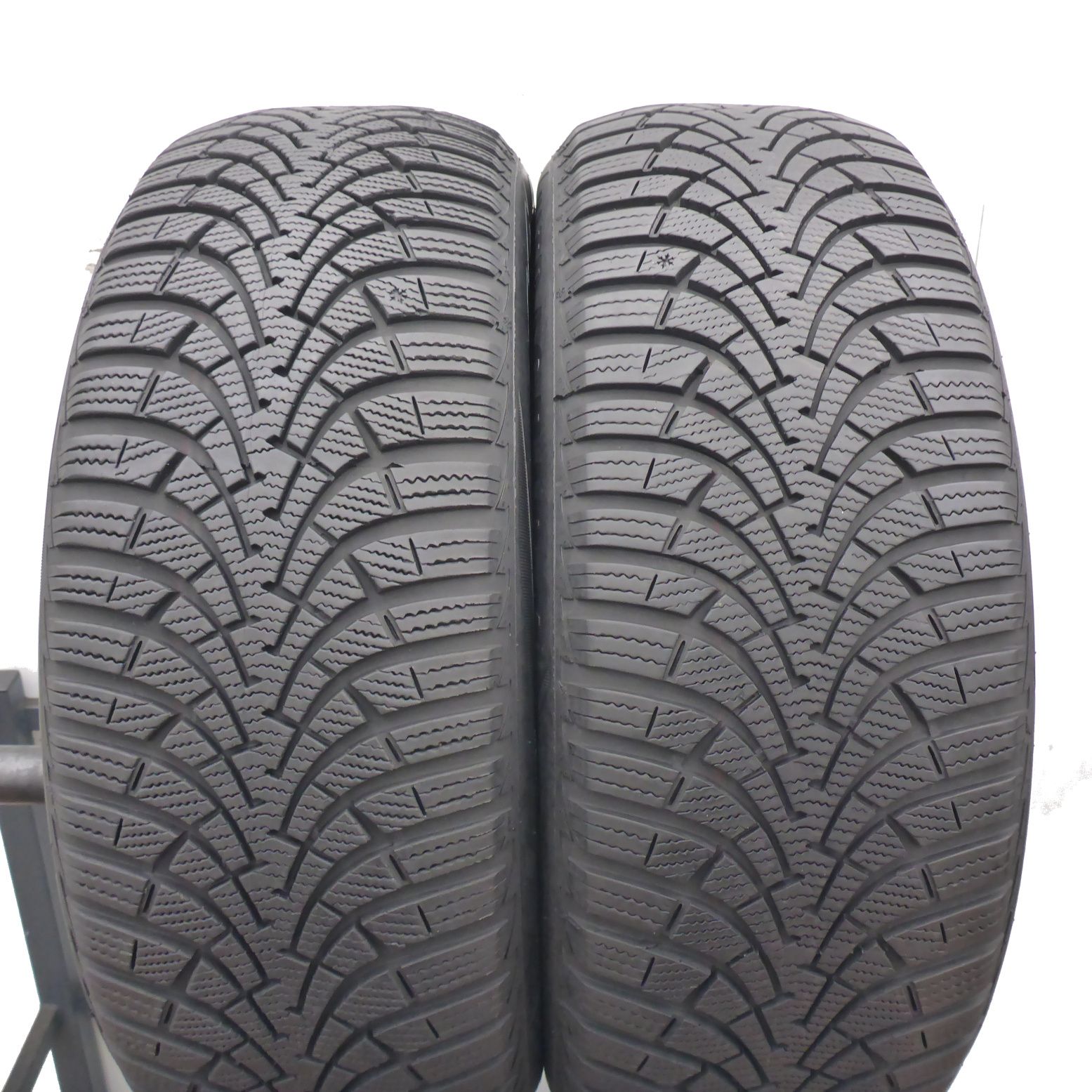 205/55/16 Goodyear 205/55R16 94H XL UltraGrip 9 Zima 2016 5,8-7mm
