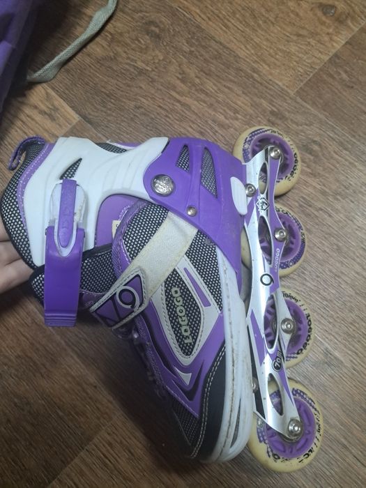 Фіолетові ролики