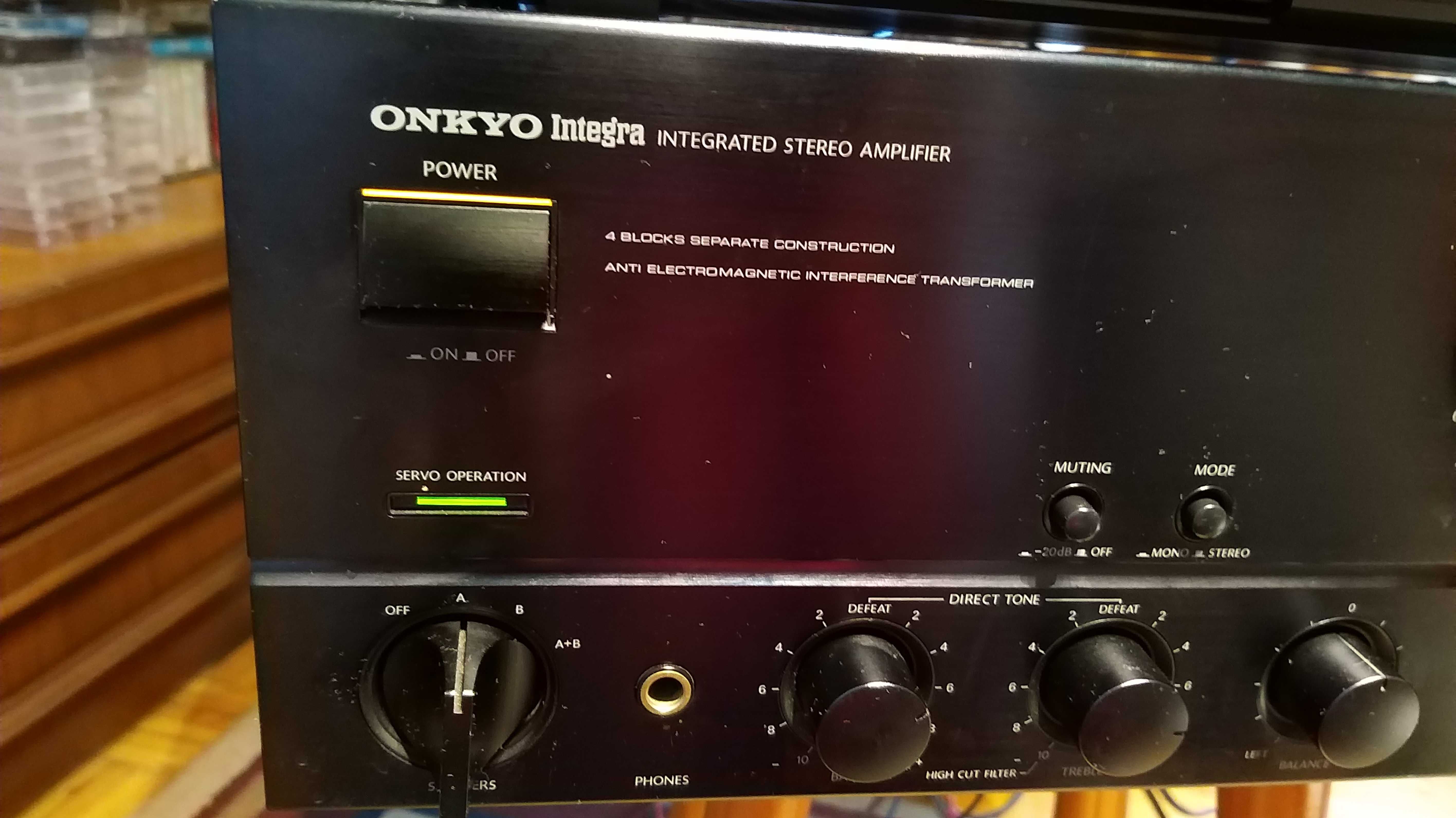 amplificador ONKYO INTEGRA A-8500