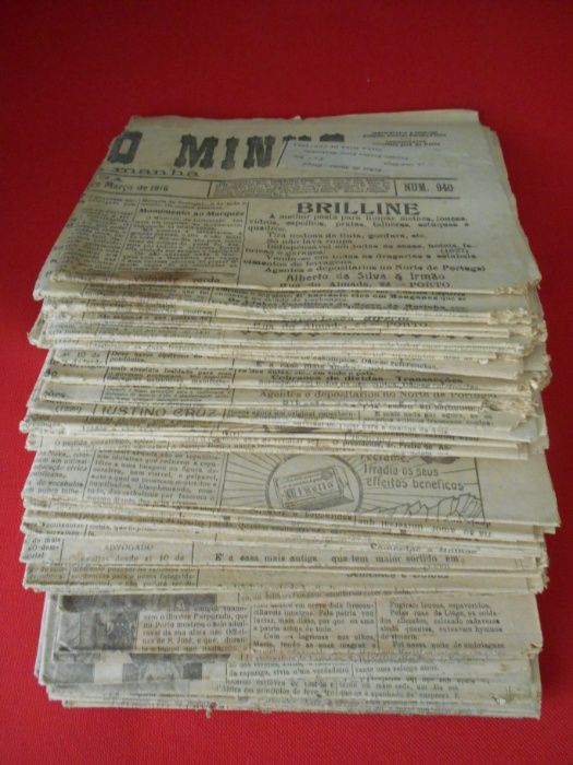 RARO lote de 24 jornais centenários do "Echos do Minho". Março de 1916