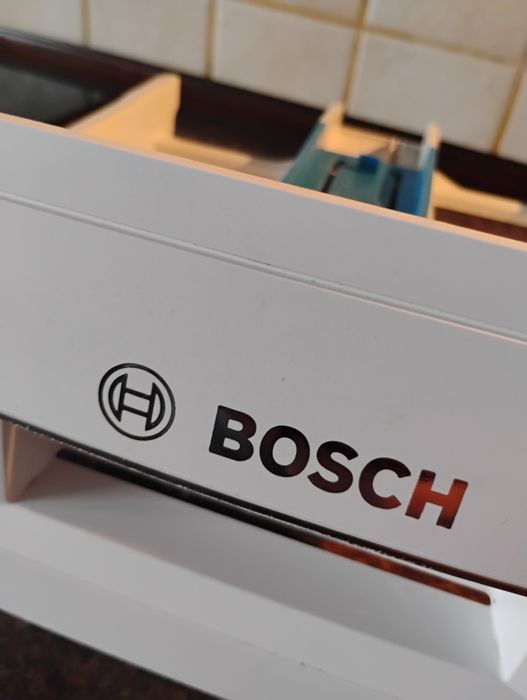 Szufladka do pralki Bosch Vario Perfect seria 4.