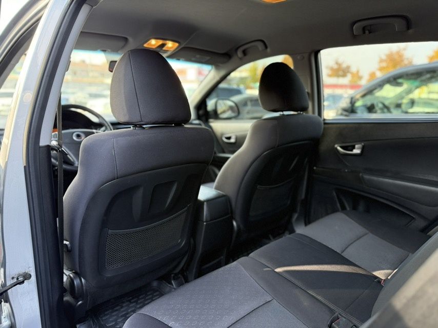 Продам SsangYong Korando 2.0i MT  2013