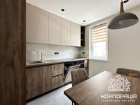 Продаж квартири-студії, всі меблі і техніка, новобудова біля Центру