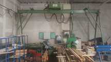 Linia do produkcji wiązarów, prasa hydrauliczna, płyty stalowe, stoły