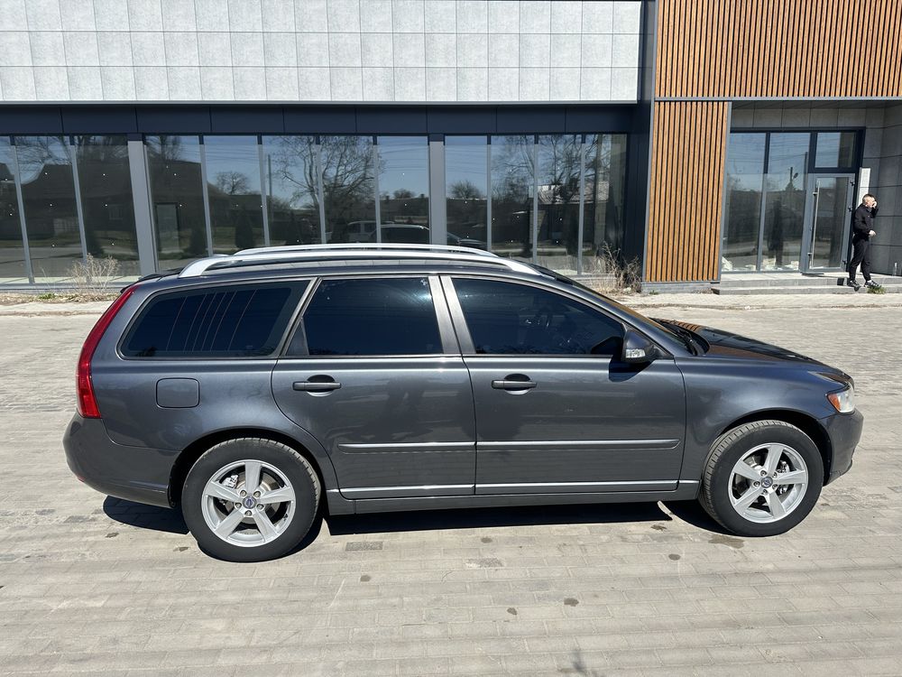 Продам Volvo V50 2012 1.6d D2