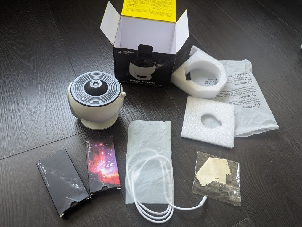 Нічний проектор зоряного неба Galaxy Projector 13 в1